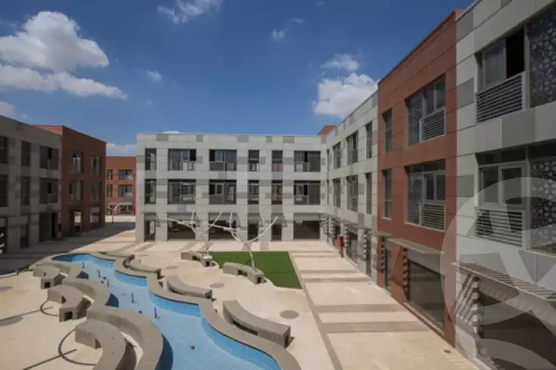 https://aqarmap.com.eg/ar/listing/3642375-for-rent-cairo-el-sheikh-zayed-city-compounds-in-sheikh-zayed-the-courtyard