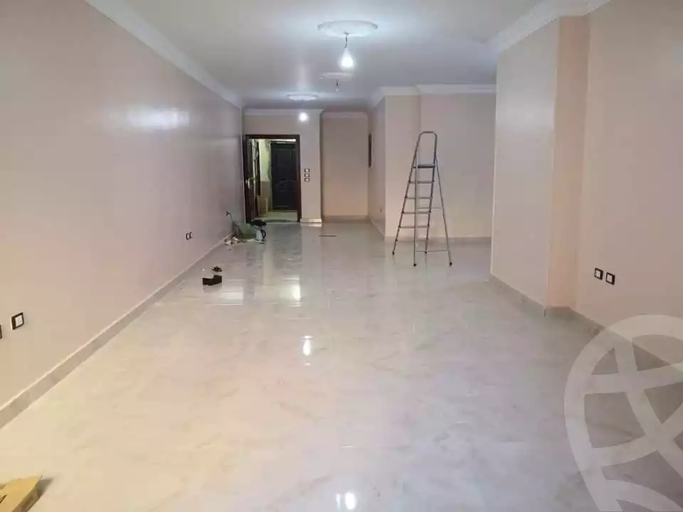 https://aqarmap.com.eg/en/listing/4066735-for-sale-cairo-downtown-el-azbakya-el-gomhoreya-st