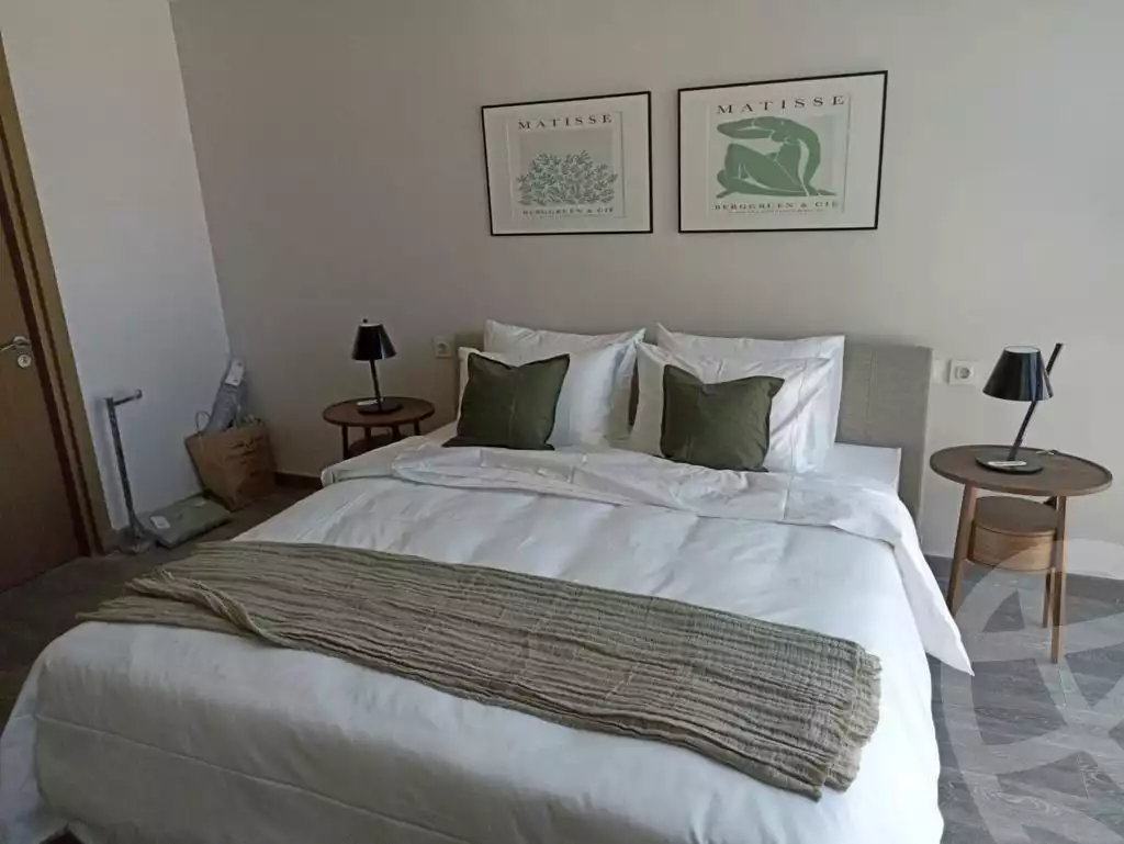 https://aqarmap.com.eg/ar/listing/3672075-for-sale-cairo-el-sheikh-zayed-city-compounds-brj-zyd-wr-llttwyr