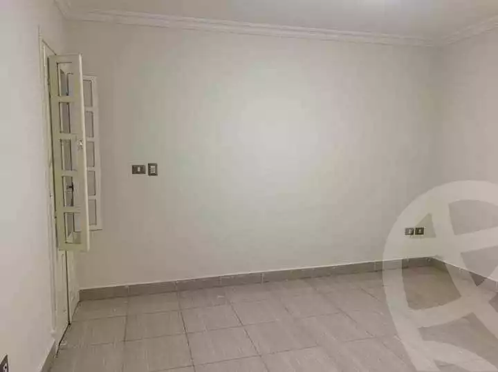https://aqarmap.com.eg/en/listing/3674835-for-sale-el-wahatt-road