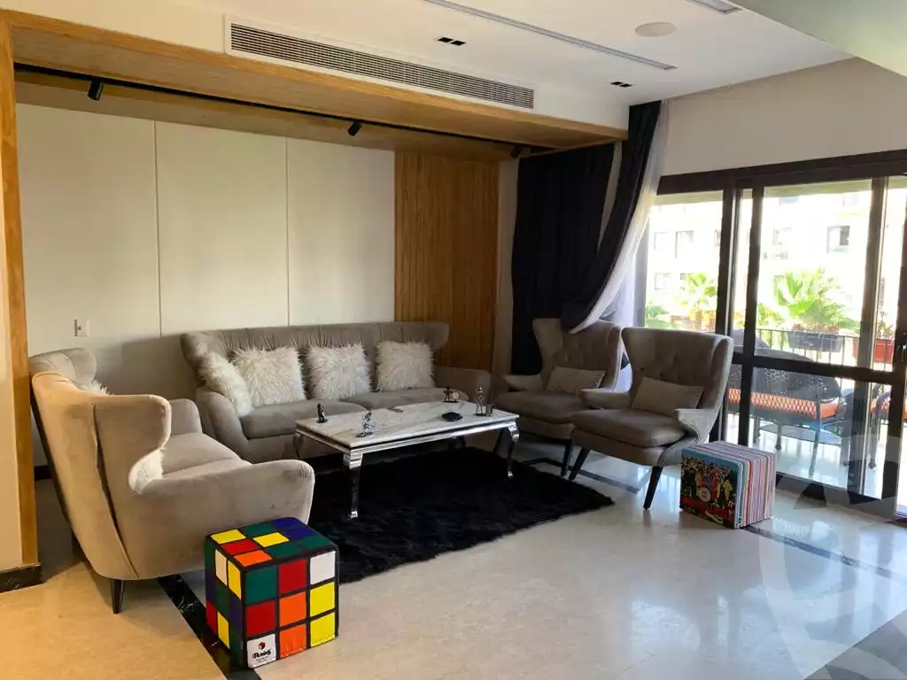 https://aqarmap.com.eg/ar/listing/3680054-for-rent-cairo-el-sheikh-zayed-city-compounds-kmbwnd-wyst-twn-swdyk