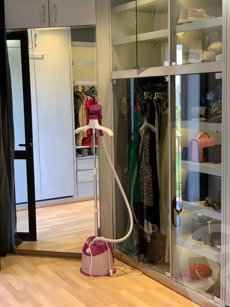 https://aqarmap.com.eg/ar/listing/3680054-for-rent-cairo-el-sheikh-zayed-city-compounds-kmbwnd-wyst-twn-swdyk