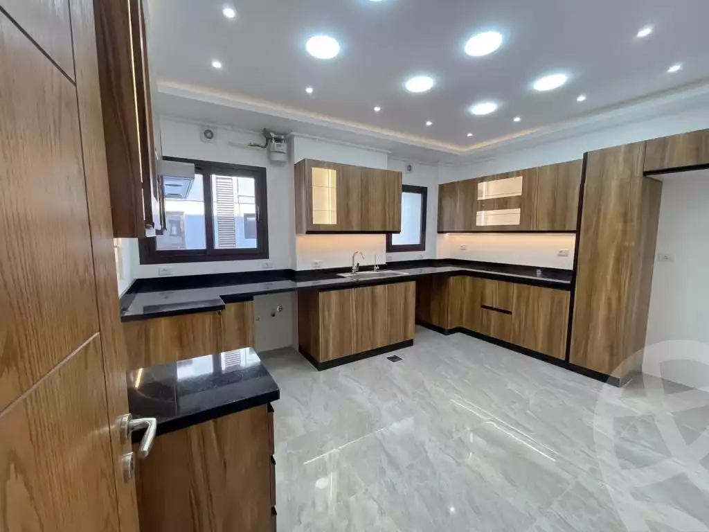 https://aqarmap.com.eg/ar/listing/3685954-for-rent-cairo-el-sheikh-zayed-city-compounds-kmbwnd-wn-16-swdyk