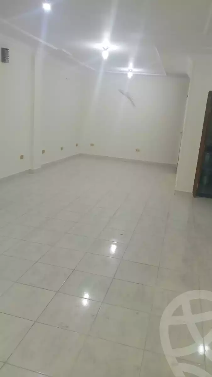 https://aqarmap.com.eg/ar/listing/3688711-for-rent-cairo-new-cairo-el-narges-el-narges-2-pilot-halawany-st