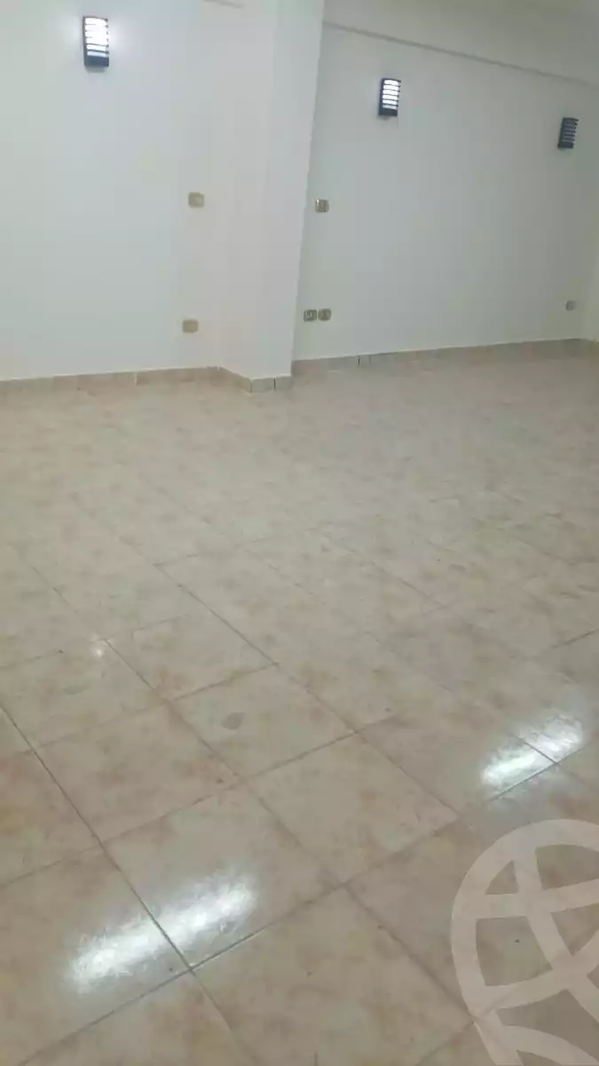 https://aqarmap.com.eg/ar/listing/3688711-for-rent-cairo-new-cairo-el-narges-el-narges-2-pilot-halawany-st