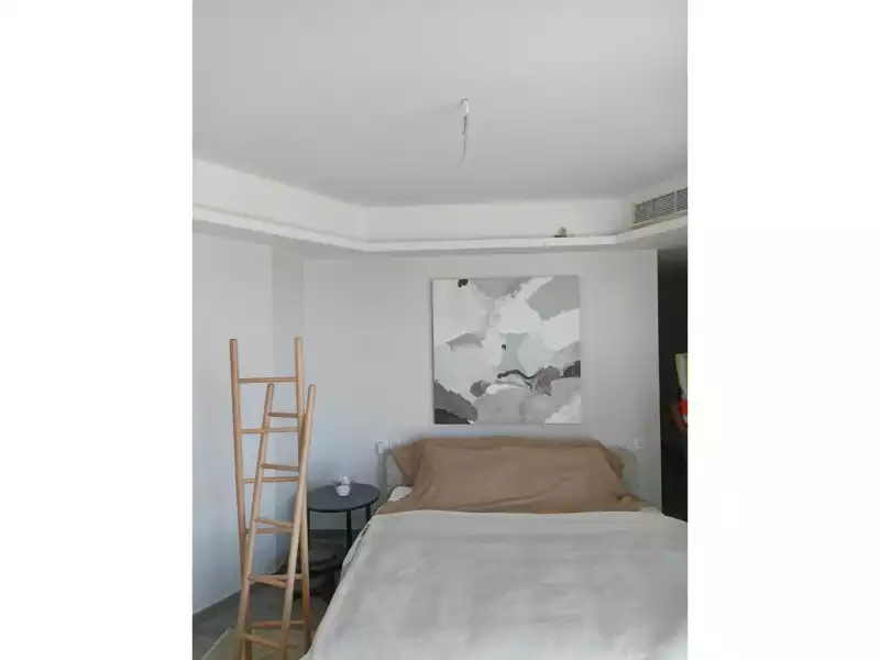 https://aqarmap.com.eg/ar/listing/3694978-for-sale-cairo-el-sheikh-zayed-city-compounds-brj-zyd-wr-llttwyr