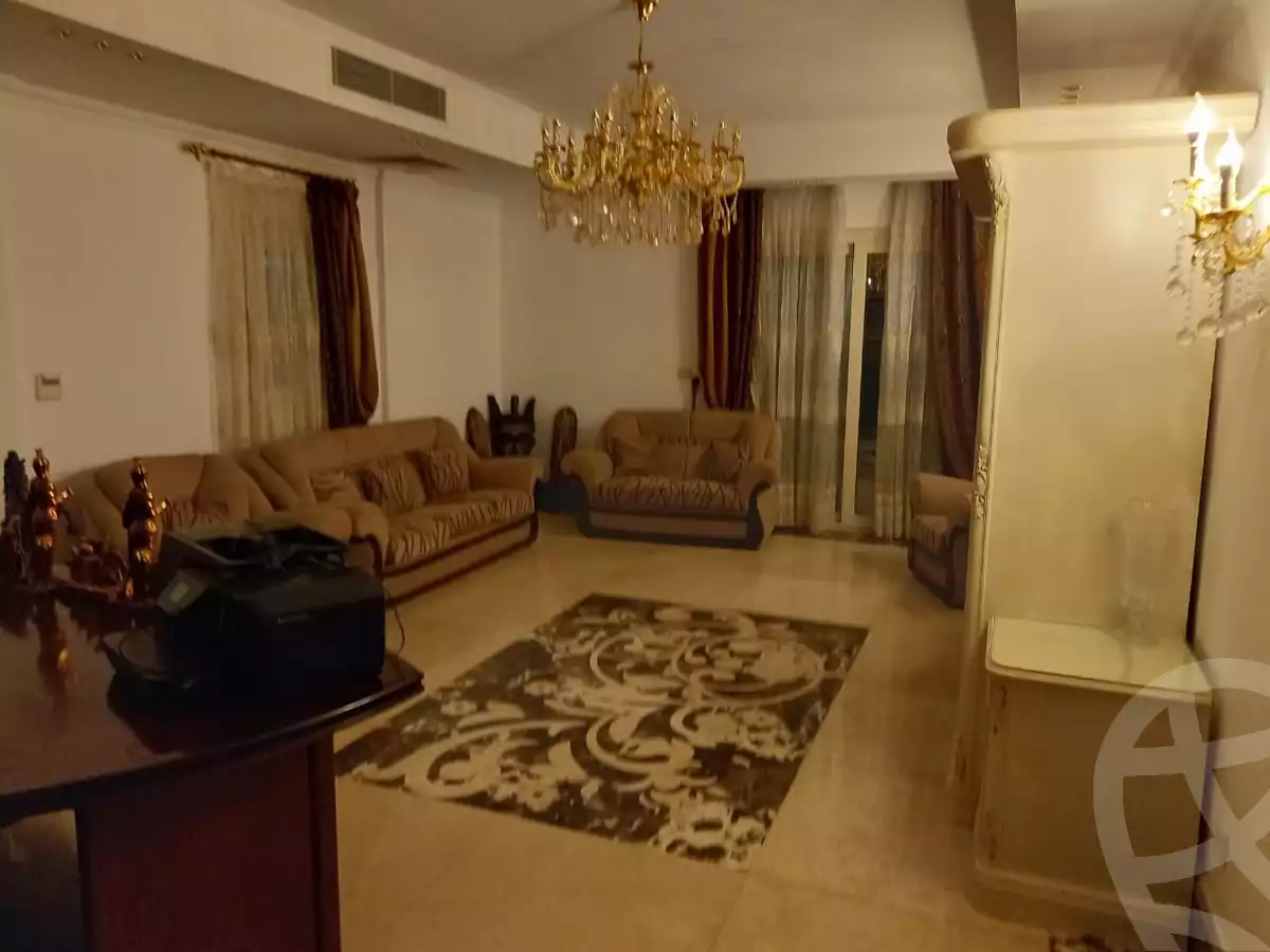 https://aqarmap.com.eg/en/listing/4128581-for-sale-cairo-new-cairo-compounds-moon-valley