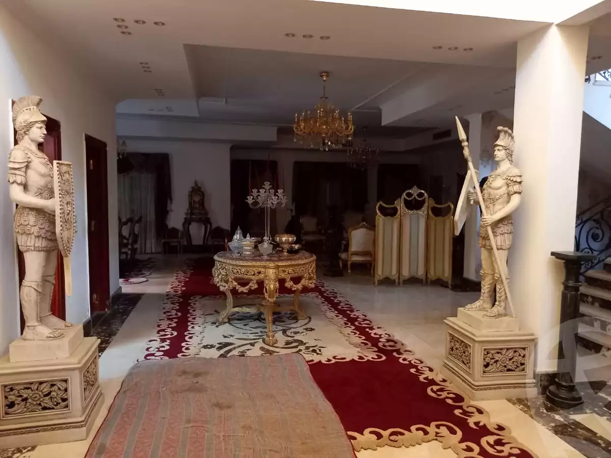 https://aqarmap.com.eg/en/listing/4128581-for-sale-cairo-new-cairo-compounds-moon-valley