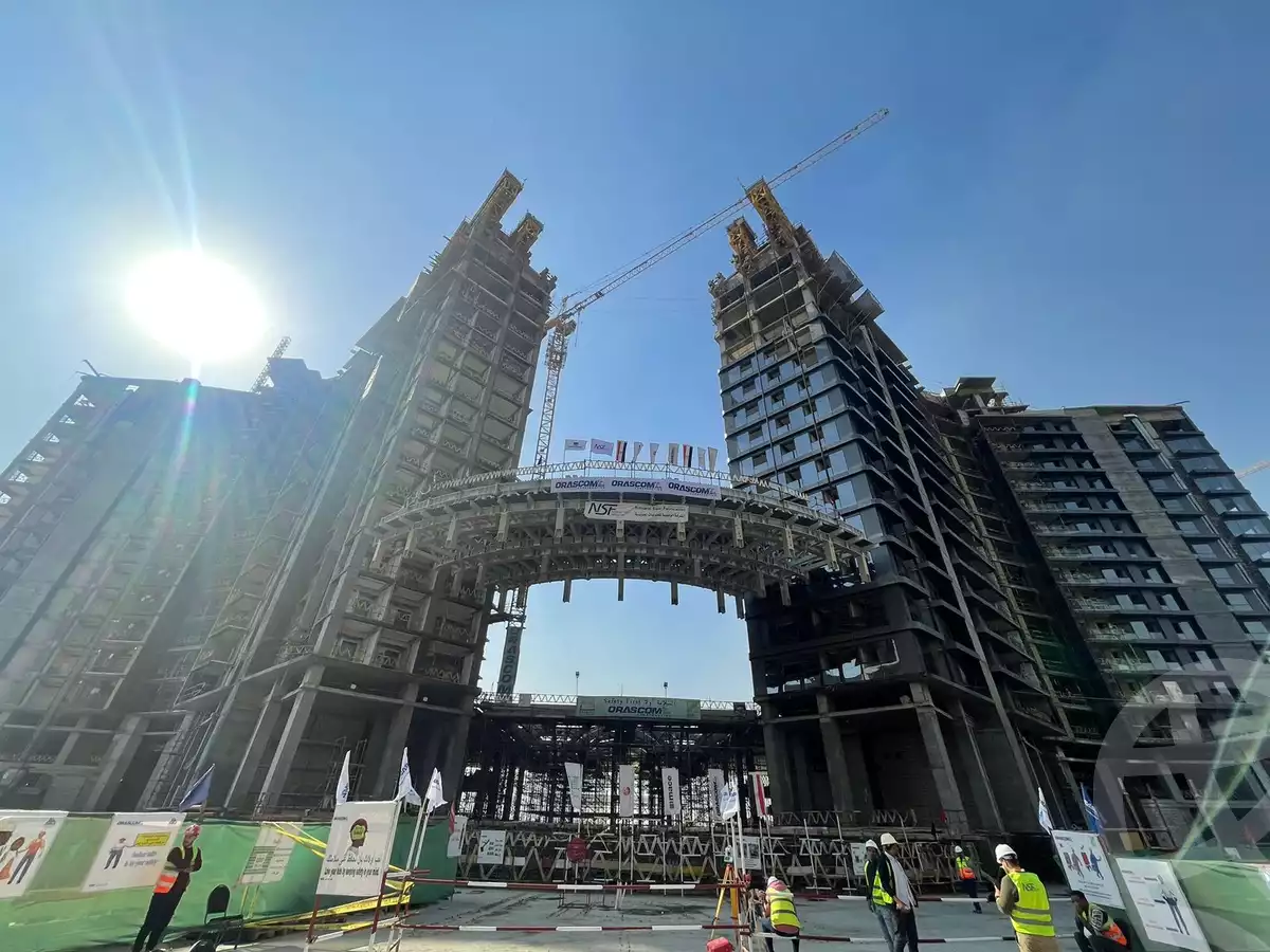 https://aqarmap.com.eg/ar/listing/3702634-for-sale-cairo-el-sheikh-zayed-city-compounds-brj-zyd-wr-llttwyr