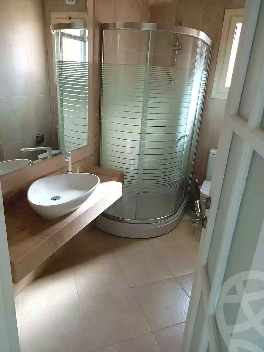 https://aqarmap.com.eg/ar/listing/3707358-for-sale-cairo-el-sheikh-zayed-city-compounds-greens