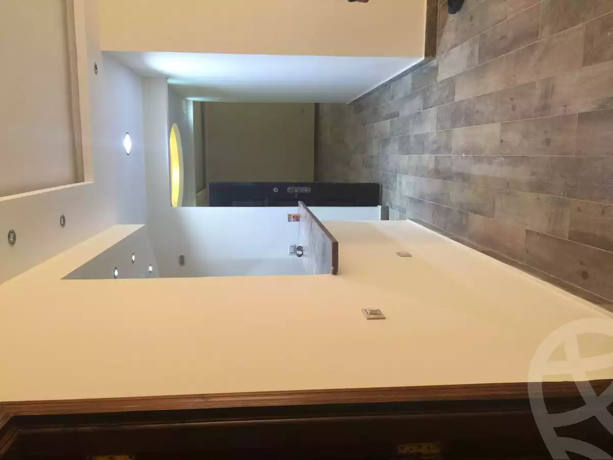https://aqarmap.com.eg/ar/listing/3714872-for-rent-cairo-el-shorouk-lhy-lrb-neighbourhood-3