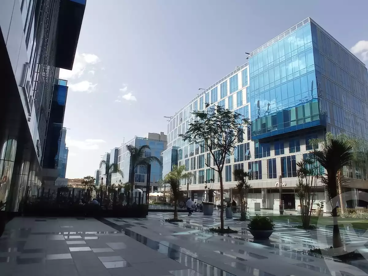 https://aqarmap.com.eg/ar/listing/4063652-for-sale-cairo-el-sheikh-zayed-city-compounds-in-sheikh-zayed-capital-business-park