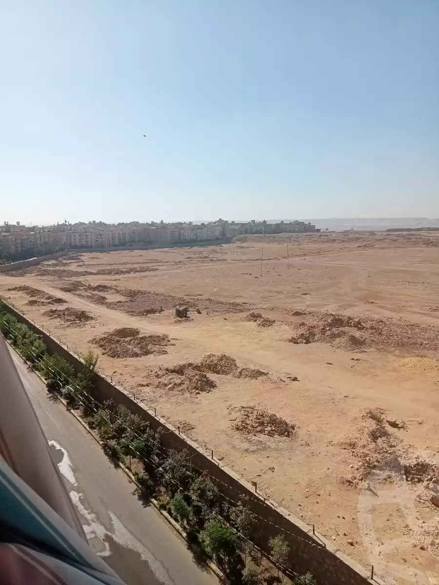 https://aqarmap.com.eg/ar/listing/4293000-for-sale-cairo-mokattam-manteqt-ganob-s