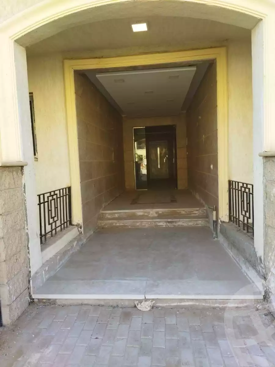 https://aqarmap.com.eg/ar/listing/4188027-for-sale-cairo-new-cairo-compounds-stwn-ryzydns-by-ar-y-llttwyr