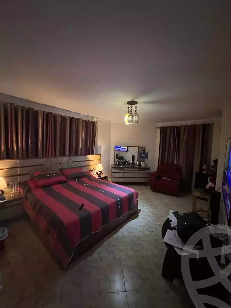 https://aqarmap.com.eg/ar/listing/3732143-for-sale-cairo-6th-of-october-featured-neighborhood-first-touristic-village-al-lewaa-mohammed-ezzat-el-zyadi-st