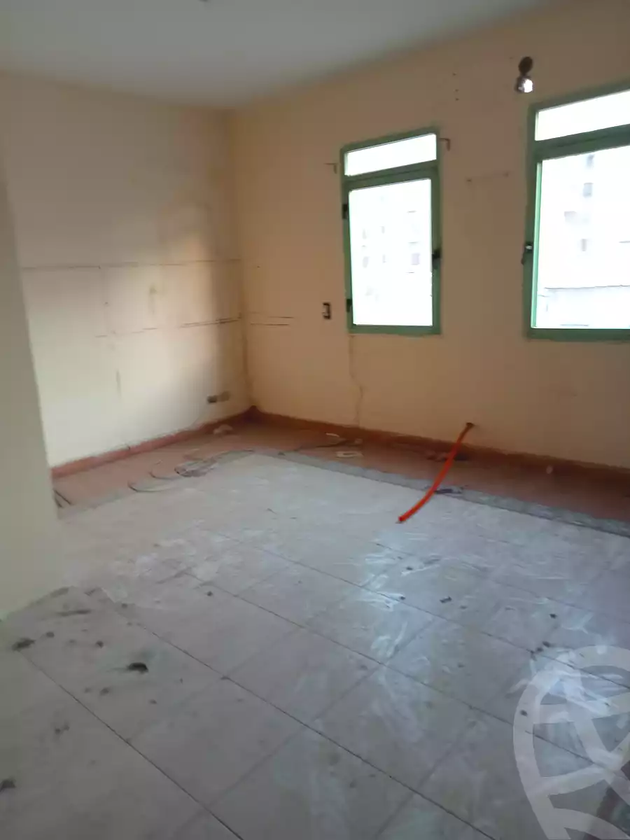https://aqarmap.com.eg/ar/listing/3733024-for-rent-cairo-nasr-city-1st-zone-el-senaa-st