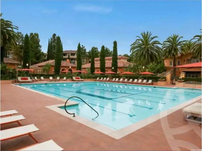 https://aqarmap.com.eg/ar/listing/3747260-for-sale-cairo-el-sheikh-zayed-city-compounds-kmbwnd-fyldj-wyst-dr-llttwyr