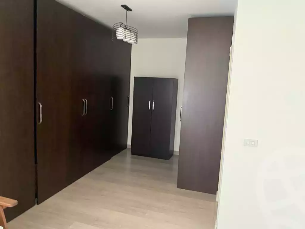 https://aqarmap.com.eg/ar/listing/3757526-for-sale-cairo-el-sheikh-zayed-city-compounds-greens