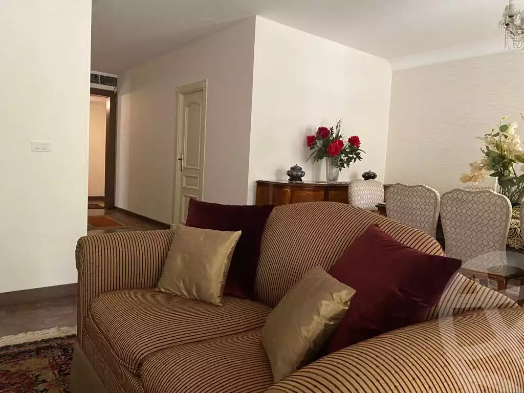 https://aqarmap.com.eg/ar/listing/3757526-for-sale-cairo-el-sheikh-zayed-city-compounds-greens