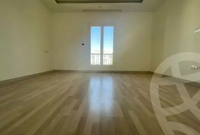 https://aqarmap.com.eg/ar/listing/3773832-for-rent-cairo-new-cairo-compounds-mountain-view-hyde-park