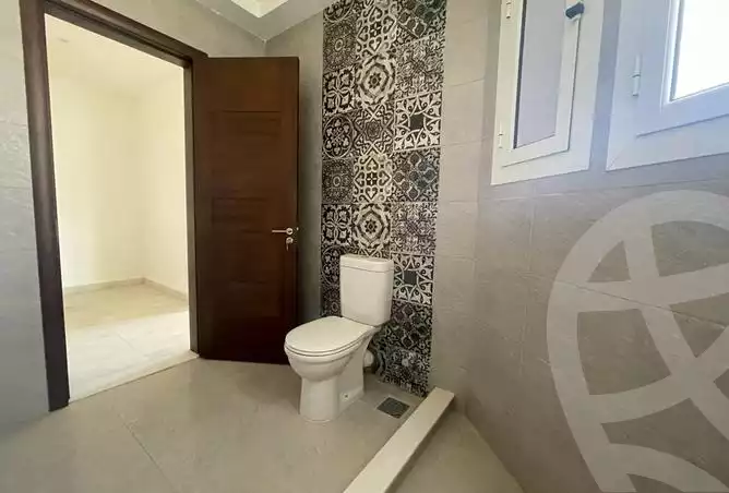 https://aqarmap.com.eg/ar/listing/3773832-for-rent-cairo-new-cairo-compounds-mountain-view-hyde-park
