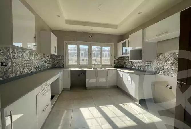 https://aqarmap.com.eg/ar/listing/3773832-for-rent-cairo-new-cairo-compounds-mountain-view-hyde-park
