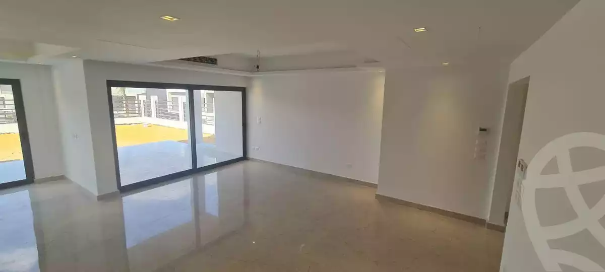 https://aqarmap.com.eg/ar/listing/3774406-for-rent-cairo-new-cairo-compounds-fifth-square