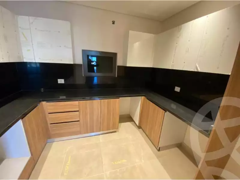 https://aqarmap.com.eg/ar/listing/3778939-for-sale-cairo-el-sheikh-zayed-city-compounds-brj-zyd-wr-llttwyr