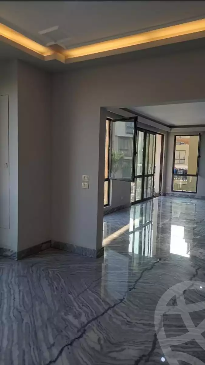 https://aqarmap.com.eg/en/listing/4107801-for-rent-cairo-el-sheikh-zayed-city-compounds-kmbwnd-wyst-twn-swdyk