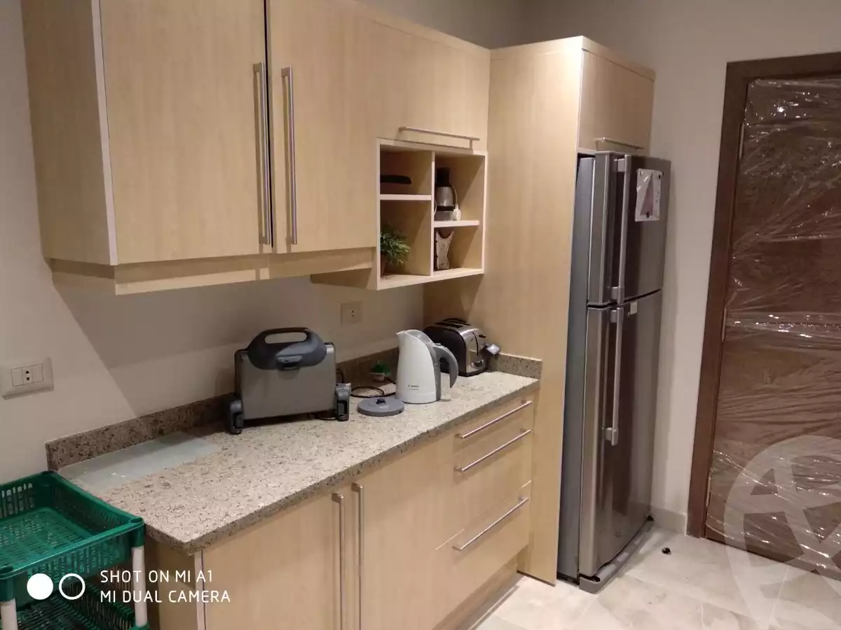 https://aqarmap.com.eg/ar/listing/3788710-for-rent-cairo-el-sheikh-zayed-city-compounds-kmbwnd-wyst-twn-swdyk