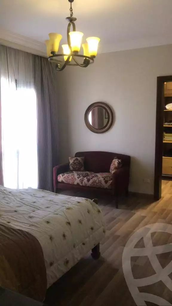 https://aqarmap.com.eg/ar/listing/3788710-for-rent-cairo-el-sheikh-zayed-city-compounds-kmbwnd-wyst-twn-swdyk