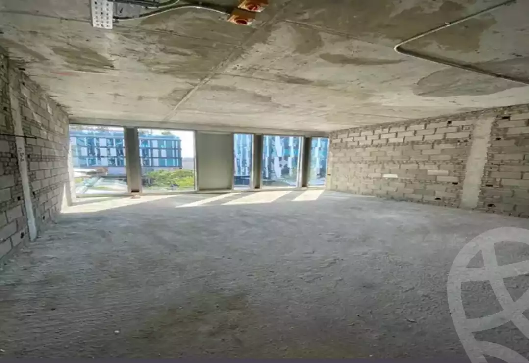 https://aqarmap.com.eg/en/listing/3789449-for-sale-cairo-el-sheikh-zayed-city-compounds-brk-stryt-mwl-sky
