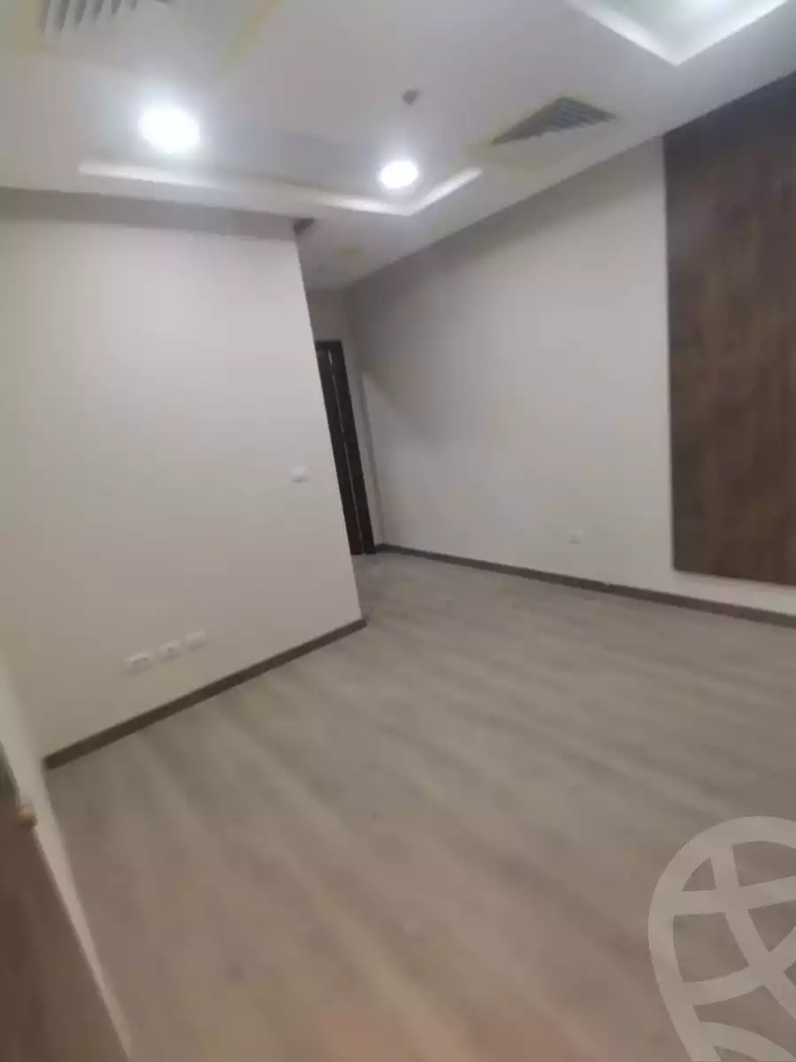 https://aqarmap.com.eg/ar/listing/3791577-for-sale-cairo-el-sheikh-zayed-city-compounds-tryfywm-zyd-nm-llttwyr