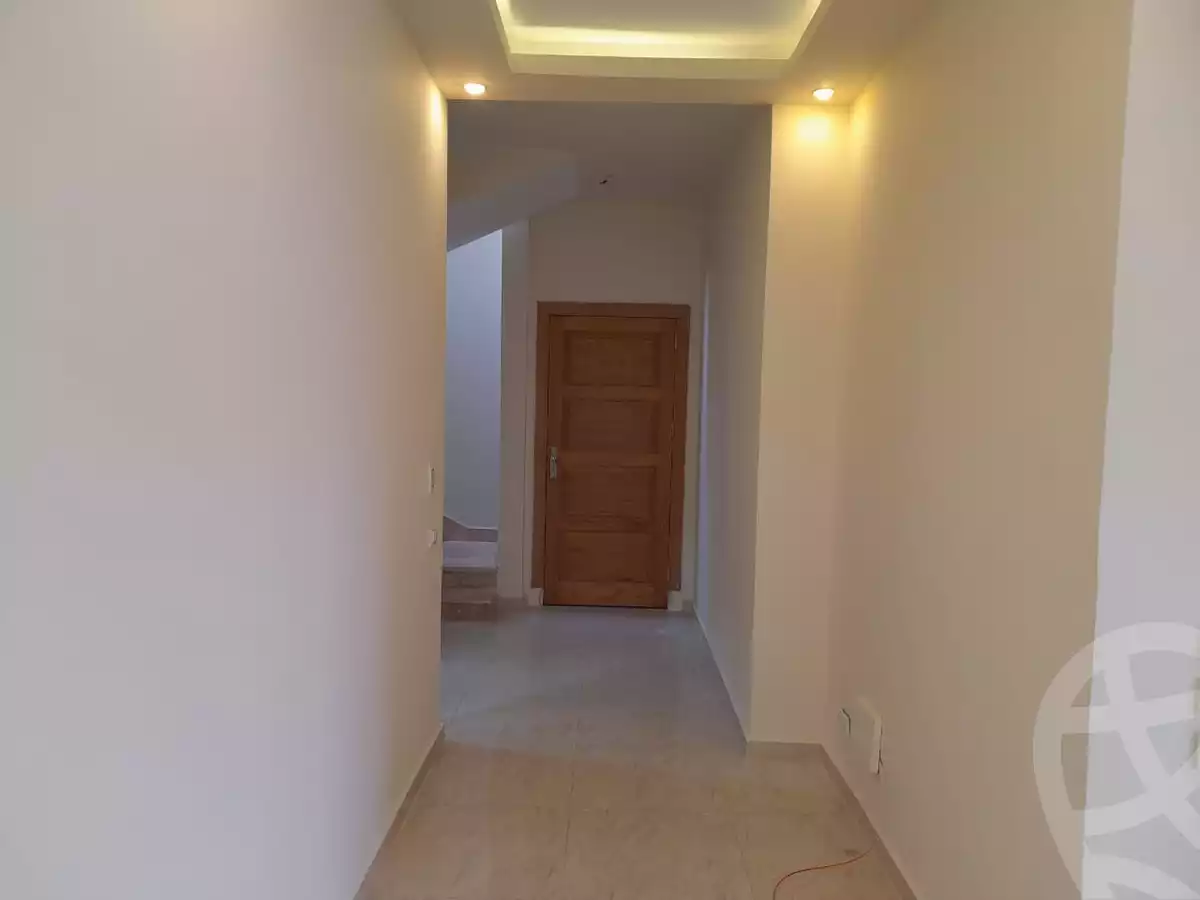 https://aqarmap.com.eg/ar/listing/3796438-for-sale-cairo-el-sheikh-zayed-city-compounds-in-sheikh-zayed-beverly-hills