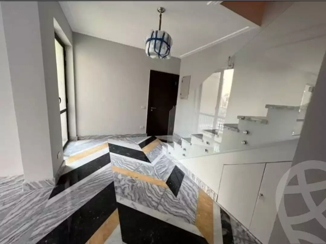 https://aqarmap.com.eg/en/listing/3798228-for-rent-cairo-el-sheikh-zayed-city-compounds-kmbwnd-wyst-twn-swdyk