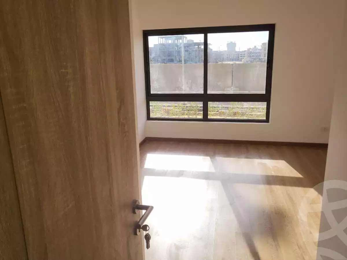 https://aqarmap.com.eg/ar/listing/3798352-for-rent-cairo-new-cairo-compounds-fifth-square