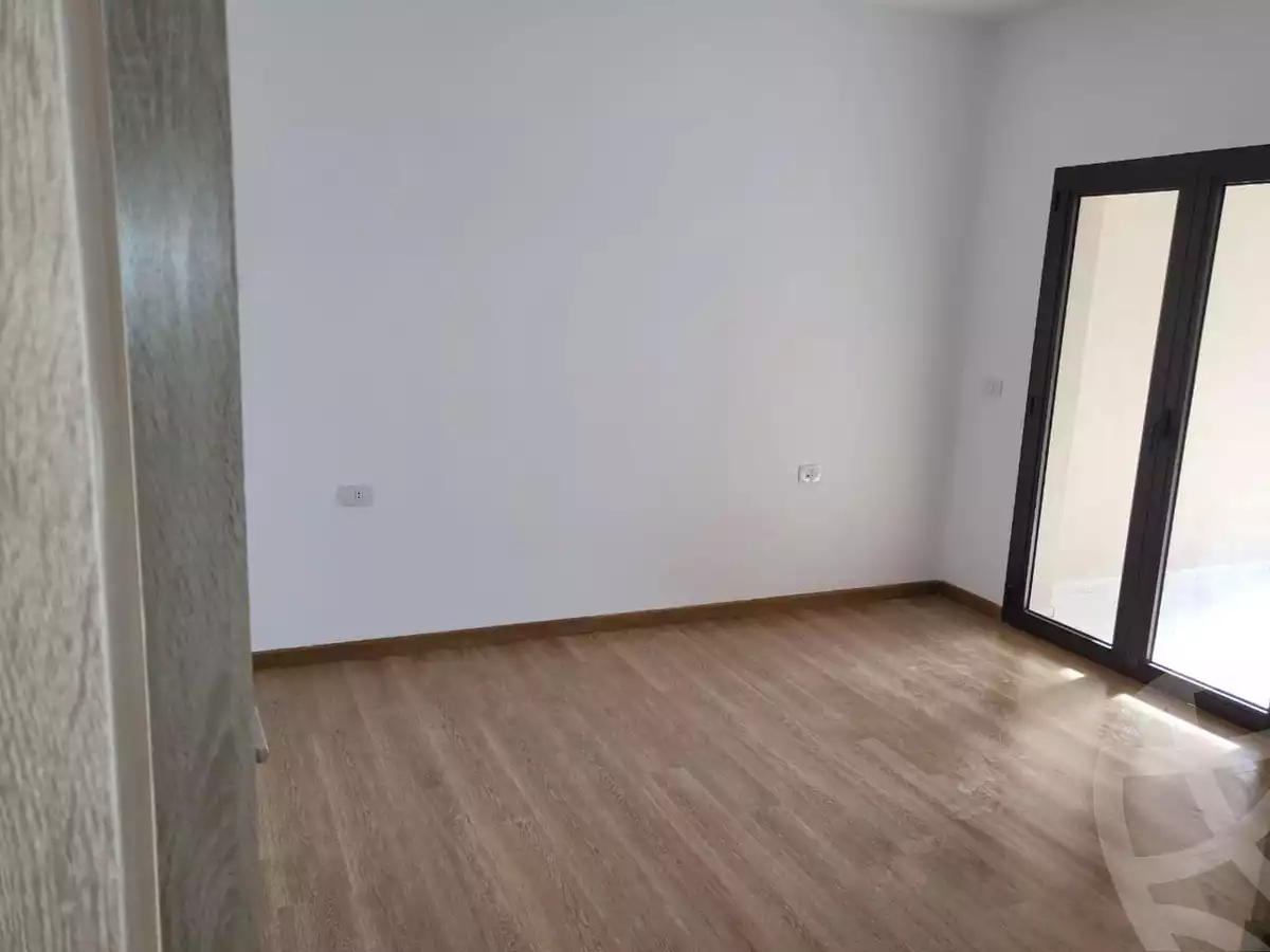 https://aqarmap.com.eg/ar/listing/3798352-for-rent-cairo-new-cairo-compounds-fifth-square