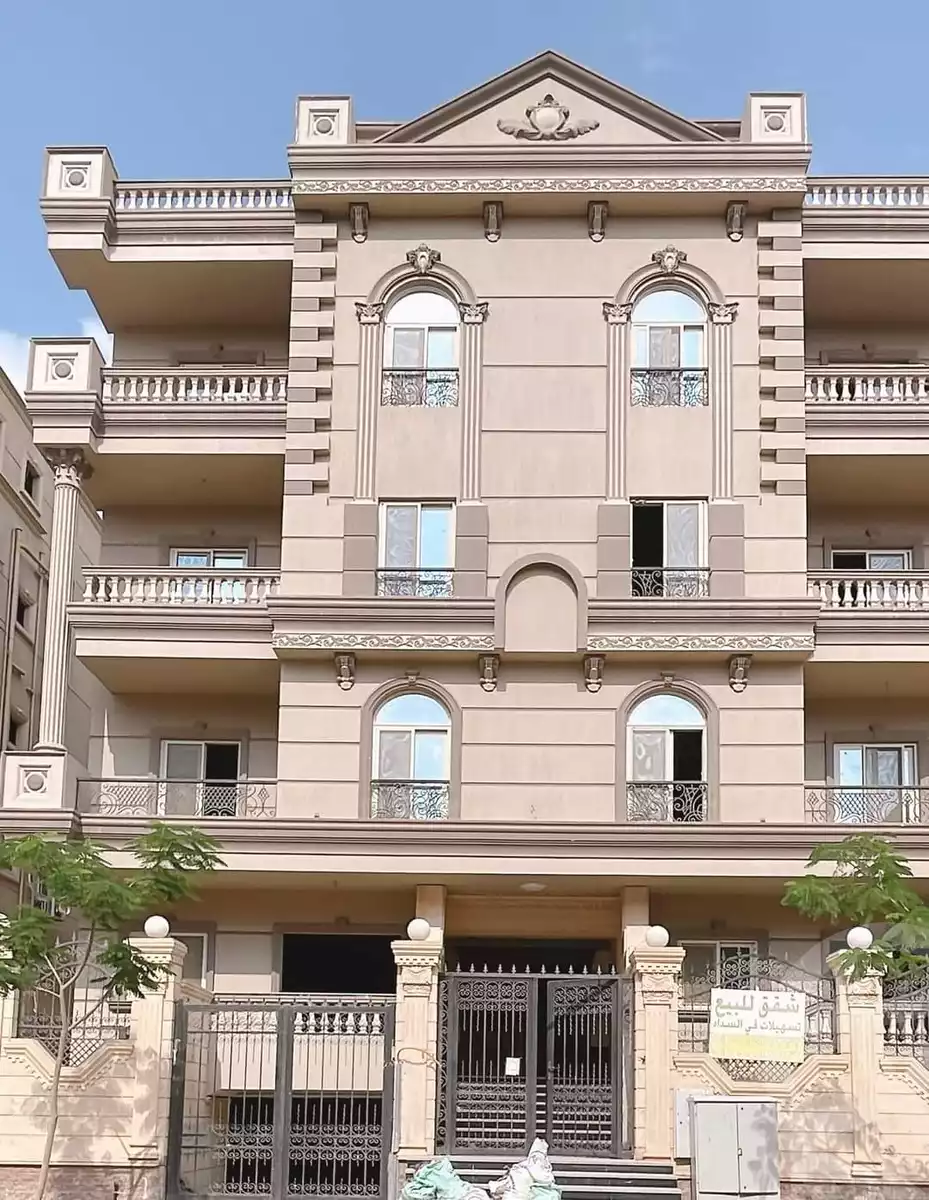 https://aqarmap.com.eg/ar/listing/3799016-for-sale-cairo-el-sheikh-zayed-city-shr-lbstn