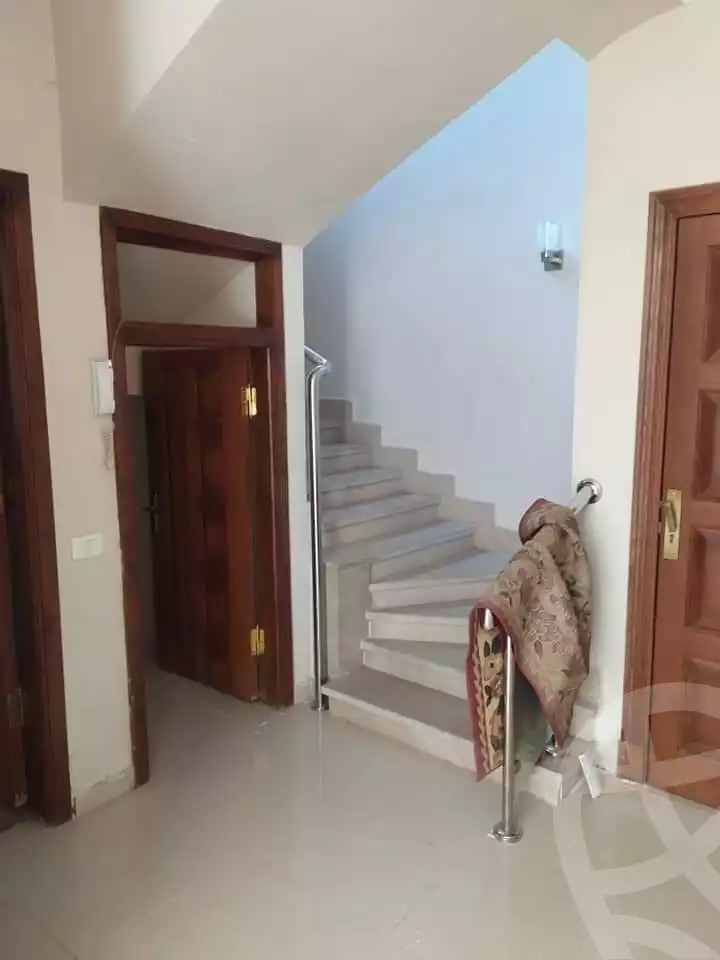 https://aqarmap.com.eg/ar/listing/3799425-for-sale-cairo-el-sheikh-zayed-city-compounds-in-sheikh-zayed-casa