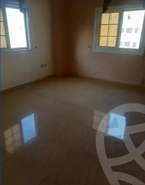 https://aqarmap.com.eg/ar/listing/3799708-for-sale-cairo-el-sheikh-zayed-city-compounds-in-sheikh-zayed-beverly-hills