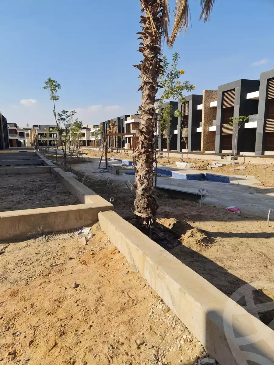 https://aqarmap.com.eg/ar/listing/3807928-for-sale-cairo-new-administrative-capital-r7-midtown-sky