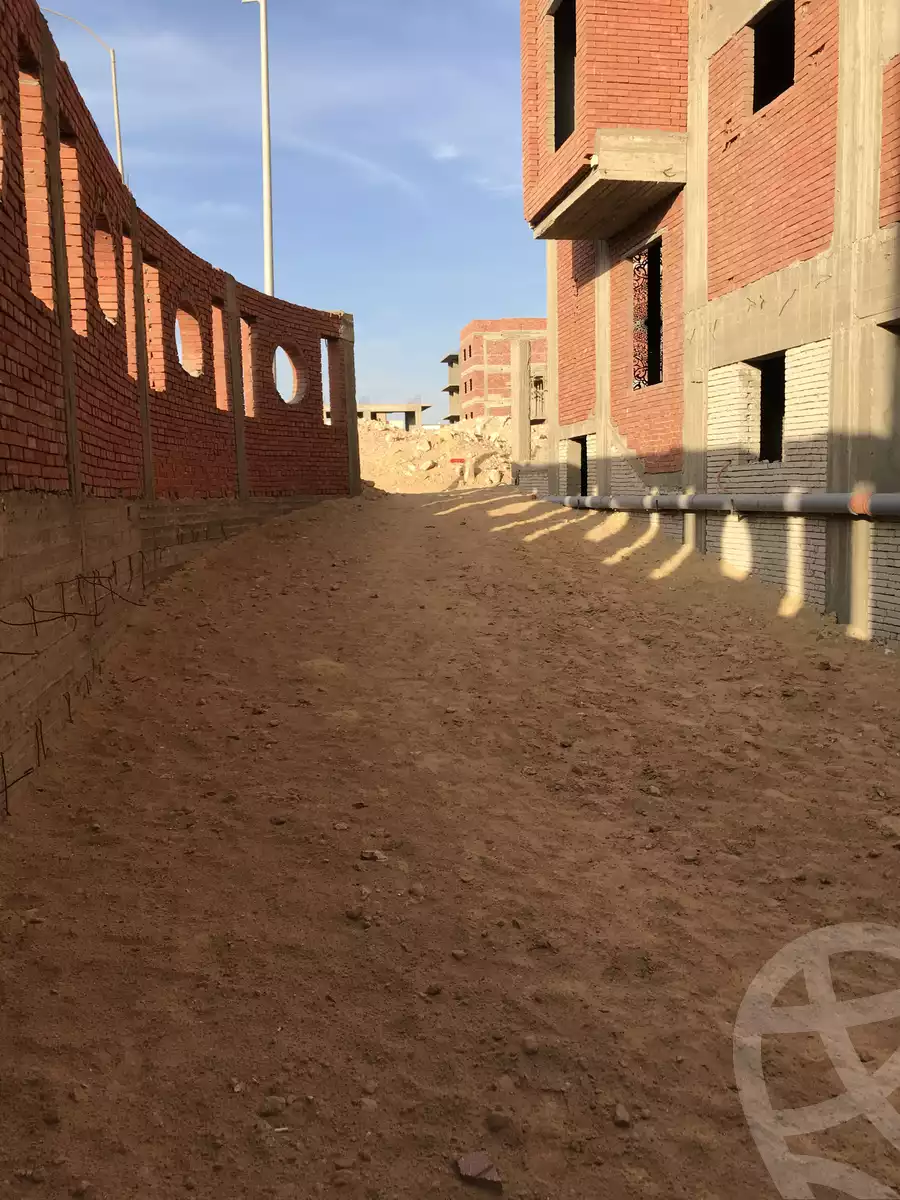 https://aqarmap.com.eg/ar/listing/3817723-for-sale-cairo-6th-of-october-ganob-el-ahyaaa-family-housing-al-kahraba-st