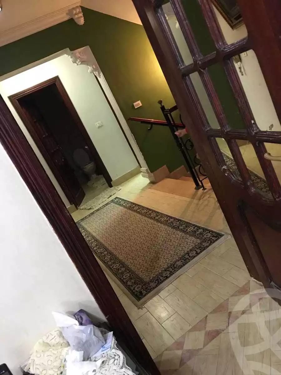 https://aqarmap.com.eg/en/listing/3824337-for-sale-cairo-6th-of-october-el-ahyaa-neighborhood-3rd-hamdi-ramadan-wahba-no-46-st