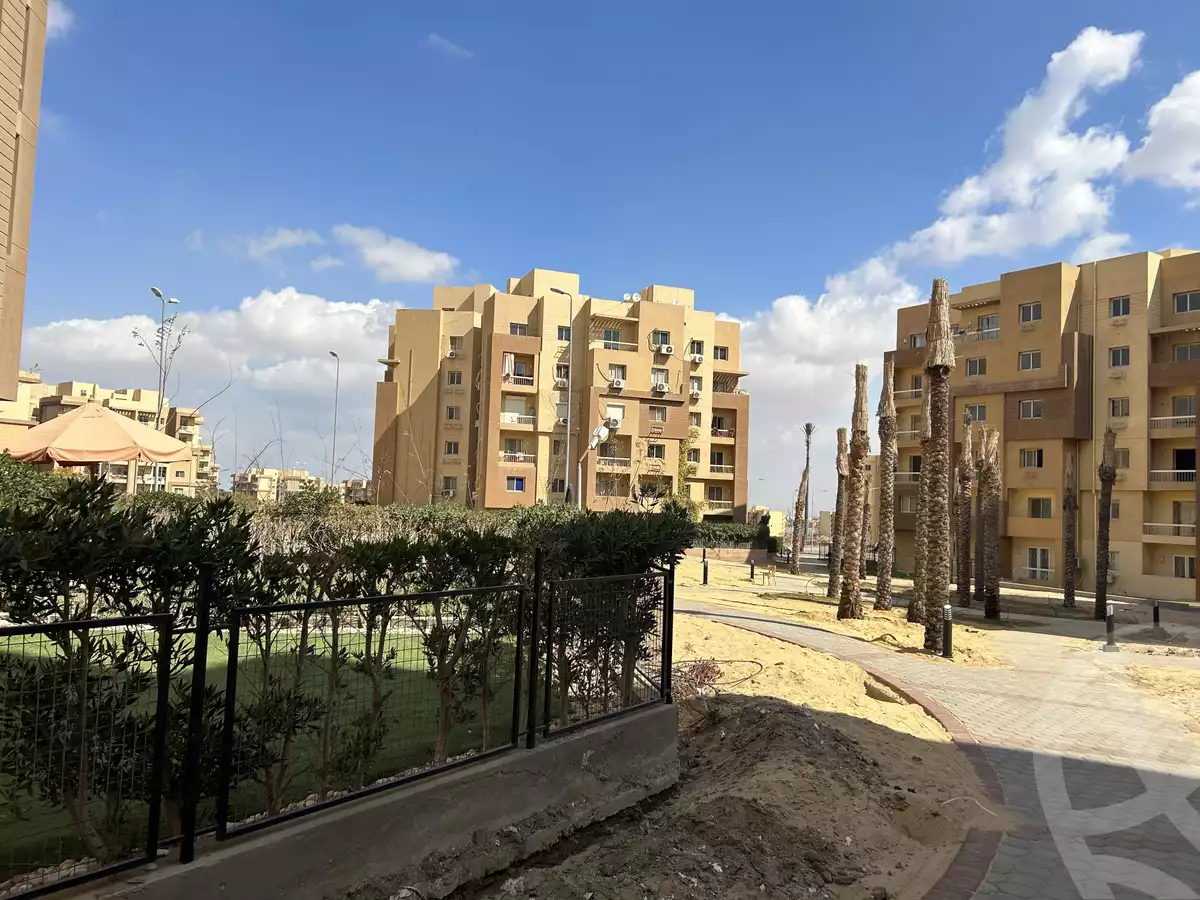 https://aqarmap.com.eg/ar/listing/4183032-for-sale-cairo-6th-of-october-hadaeq-october-kmbwnd-fy-hdyq-ktwbr-ashgar-city