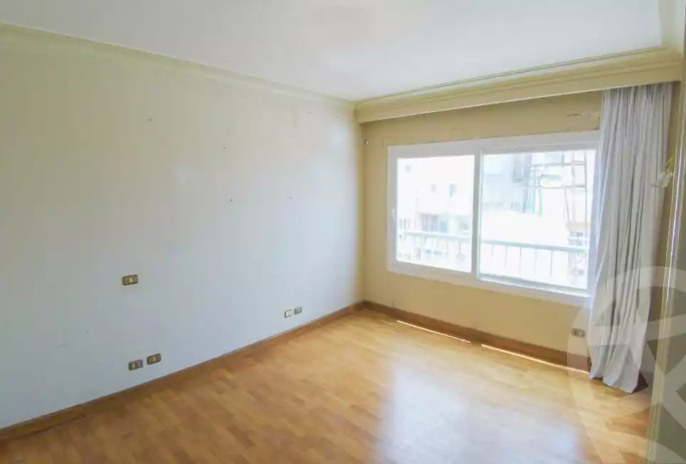 https://aqarmap.com.eg/ar/listing/3812372-for-sale-alexandria-lauran-mohammed-al-eqbal-st