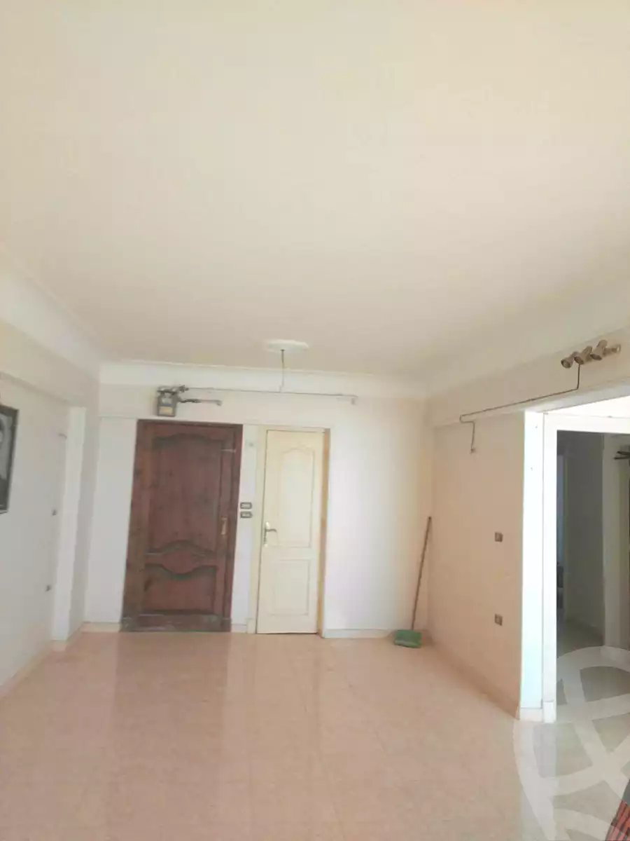 https://aqarmap.com.eg/ar/listing/4298312-for-sale-alexandria-smouha-green-plaza-st