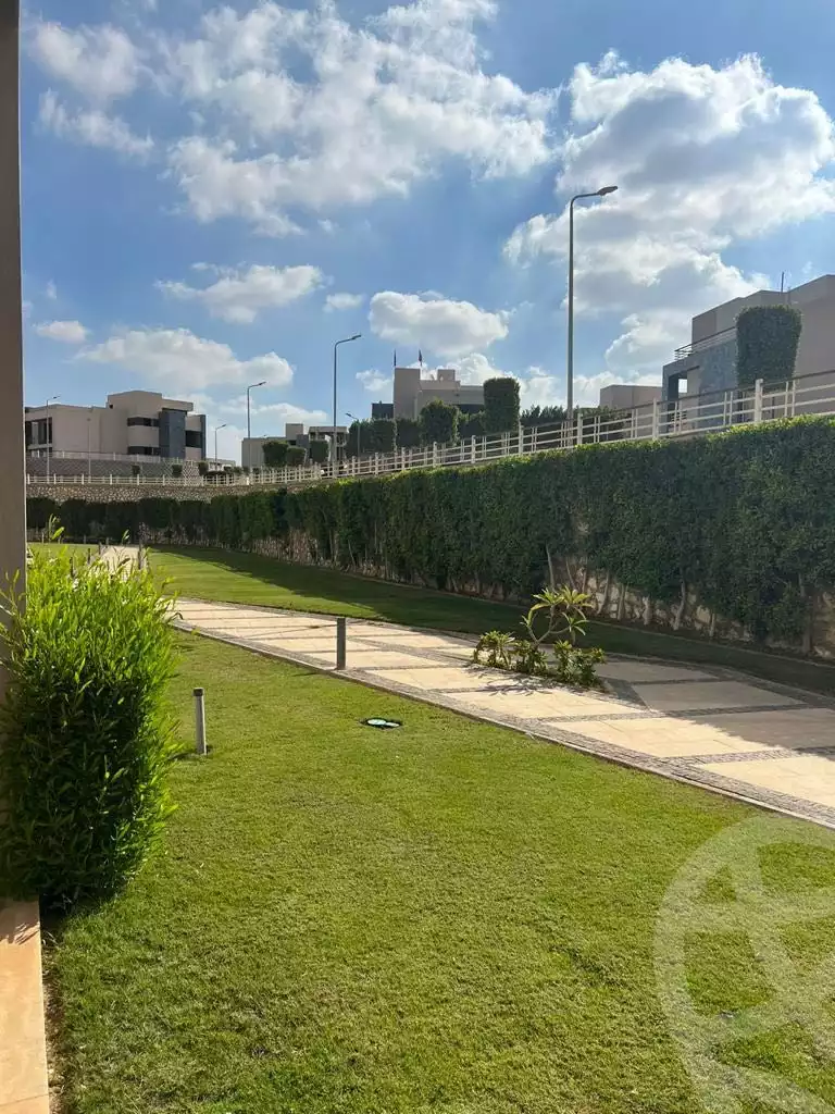 https://aqarmap.com.eg/en/listing/4221654-for-rent-cairo-el-sheikh-zayed-city-compounds-in-sheikh-zayed-el-karma-4