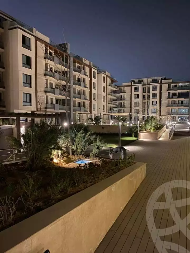 https://aqarmap.com.eg/ar/listing/3836342-for-sale-cairo-new-cairo-compounds-azad
