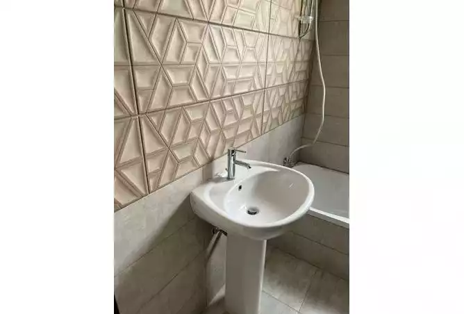 https://aqarmap.com.eg/ar/listing/3852119-for-rent-cairo-new-cairo-compounds-mountain-view-hyde-park