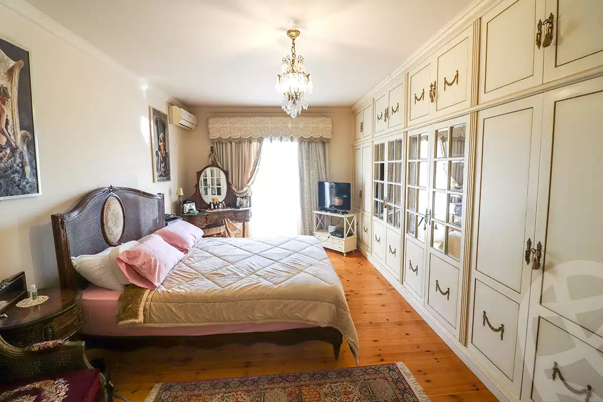 https://aqarmap.com.eg/ar/listing/3673328-for-sale-alexandria-kafr-abdo-kafr-abdou-st